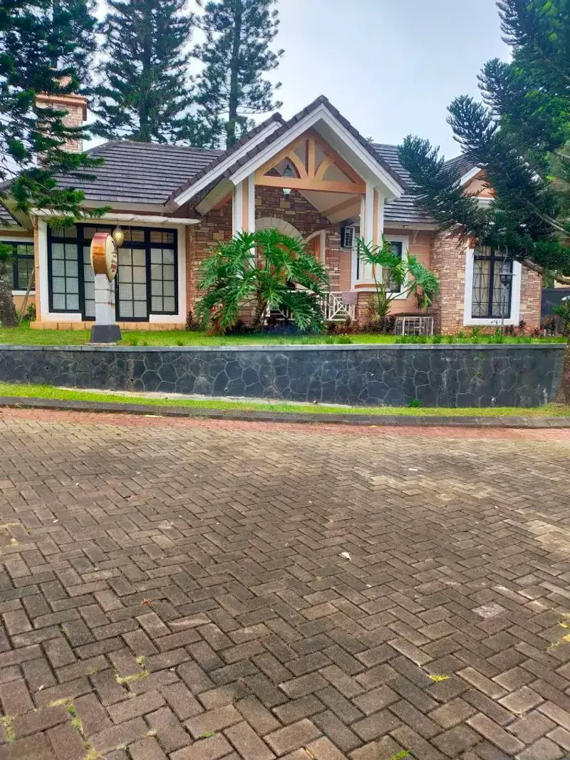 1 Villa Kota Bunga View Bagus Mewah & Pemandangan Indah 2025