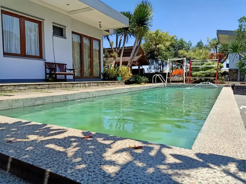 4 Villa Cipanas untuk Gathering Kantor & Acara Keluarga Besar