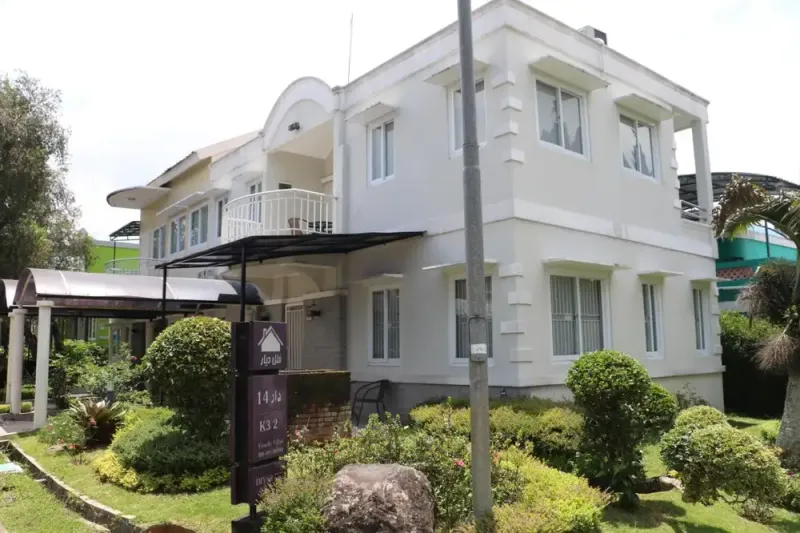 4 Villa Kota Bunga untuk Gathering Kantor & Acara Keluarga Besar